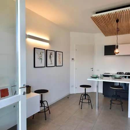 Italian - La Petite Maison Du شقة تافيرنولا بيرغاماسكا