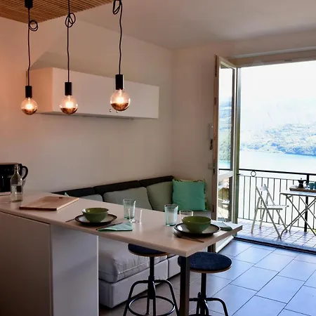 Italian - La Petite Maison Du アパート *