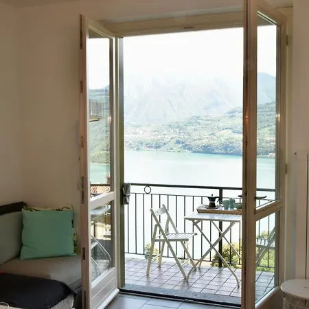 Italian - La Petite Maison Du *